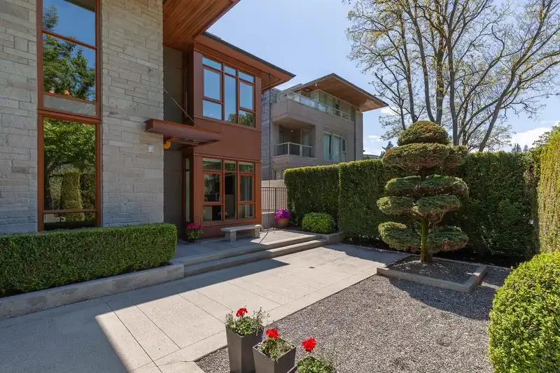 6088 CHANCELLOR BOULEVARD - photo 2 of 35