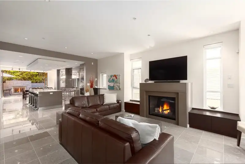 6088 CHANCELLOR BOULEVARD - photo 3 of 35