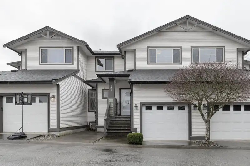 121 20820 87 AVENUE - photo 1 of 40