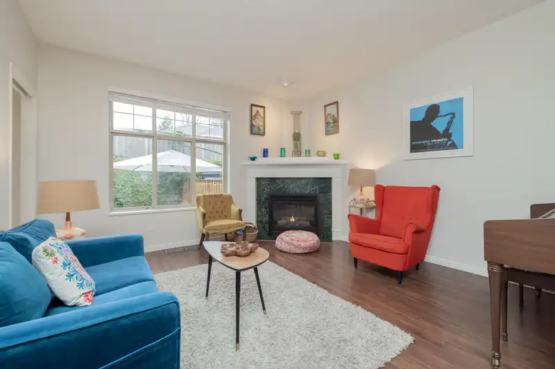 121 20820 87 AVENUE - photo 4 of 40