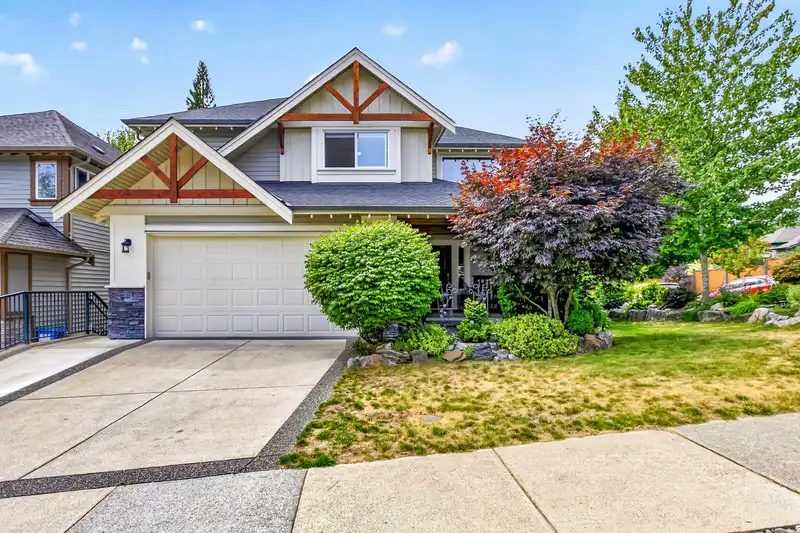 13545 230A STREET - photo 2 of 40