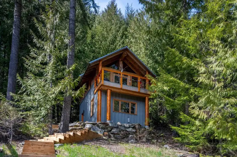 8396 MOUNTAIN VIEW DRIVE - photo 1 of 27
