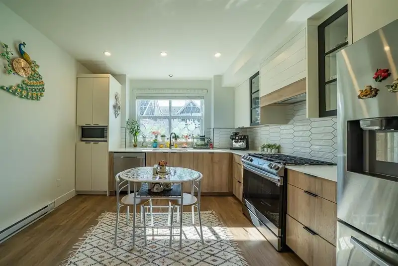 31 14541 WINTER CRESCENT - photo 3 of 35