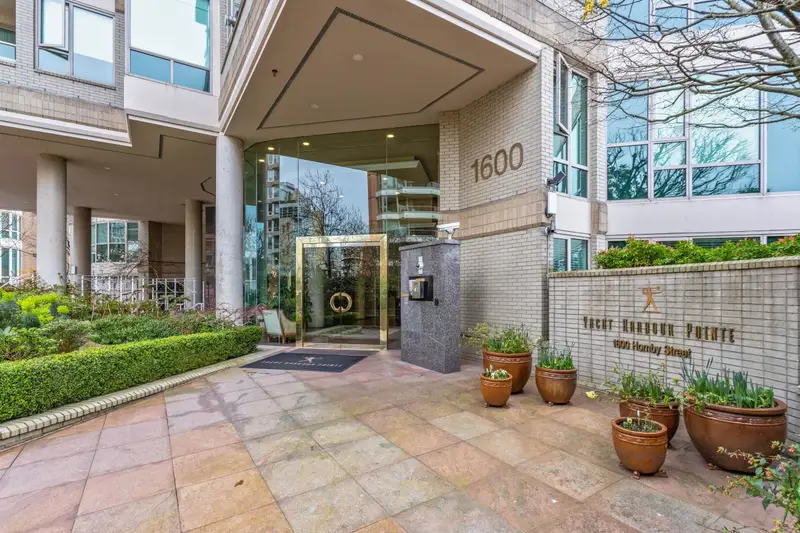 504 1600 HORNBY STREET - photo 2 of 25