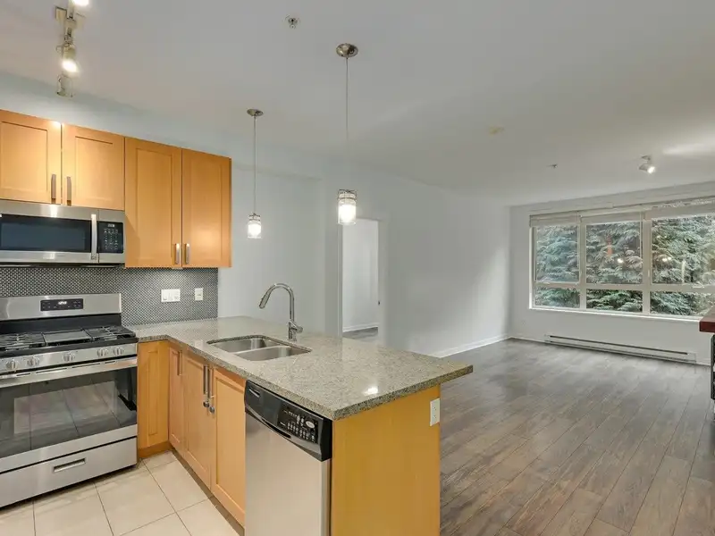 224 15918 26 AVENUE - photo 1 of 29