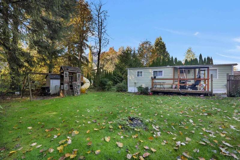 8 39884 GOVERNMENT ROAD - photo 2 of 19