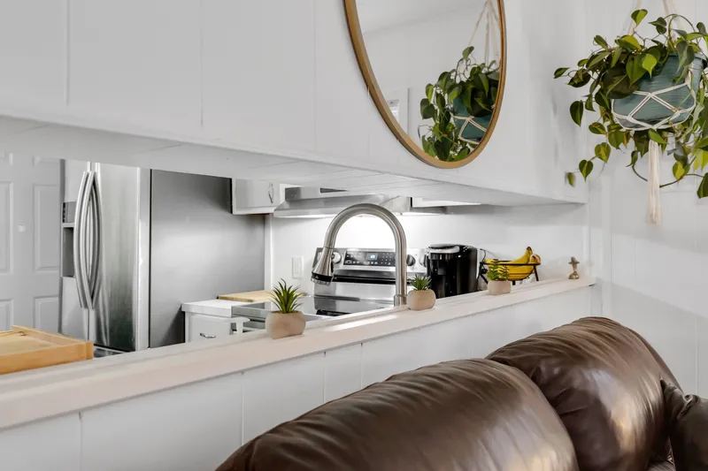 8 39884 GOVERNMENT ROAD - photo 3 of 19