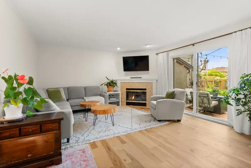 25 12438 BRUNSWICK PLACE - photo 3 of 39
