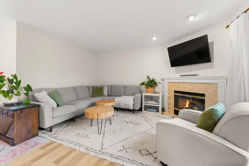 25 12438 BRUNSWICK PLACE - photo 4 of 39