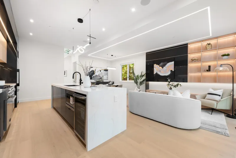 1 3232 W 38TH AVENUE - photo 4 of 25