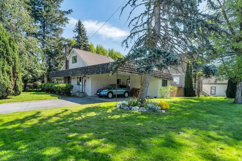 34612 2 STREET - photo 1 of 40