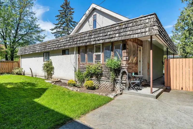 34612 2 STREET - photo 2 of 40
