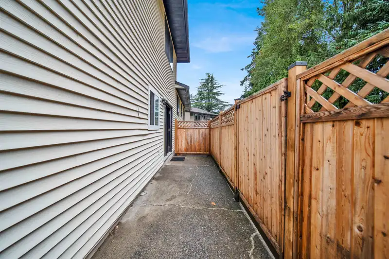 6324 130B STREET - photo 3 of 34