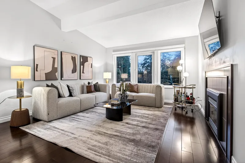 1614 LYNN VALLEY ROAD - photo 3 of 25