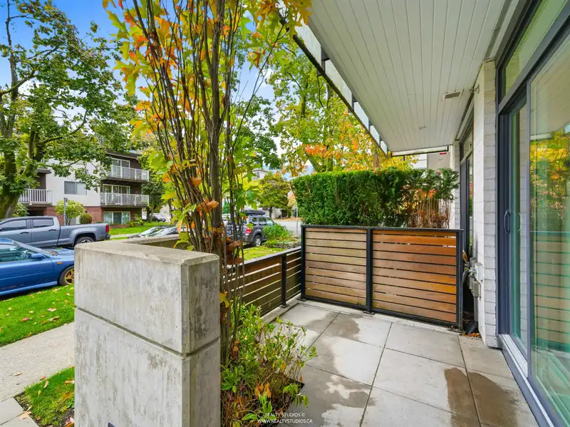 3177 QUEBEC STREET - photo 2 of 38