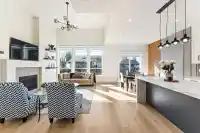 2472 GLENWOOD AVENUE - thumbnail 4