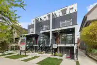 202 2135 E PENDER STREET - thumbnail 1