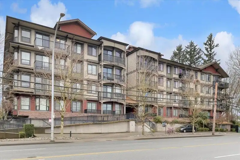 109 19830 56 AVENUE - photo 1 of 22