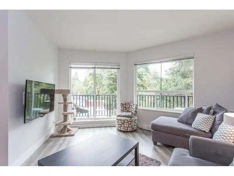 109 19830 56 AVENUE - photo 2 of 22