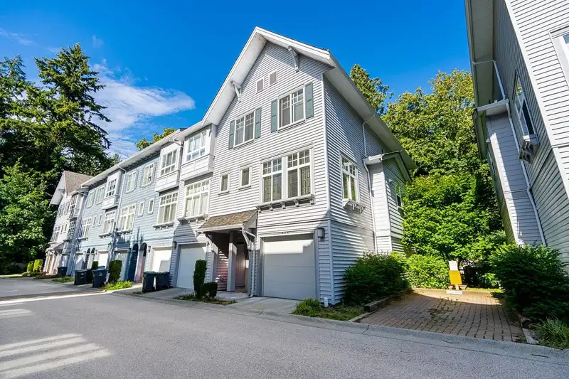 46 5858 142 STREET - photo 2 of 39