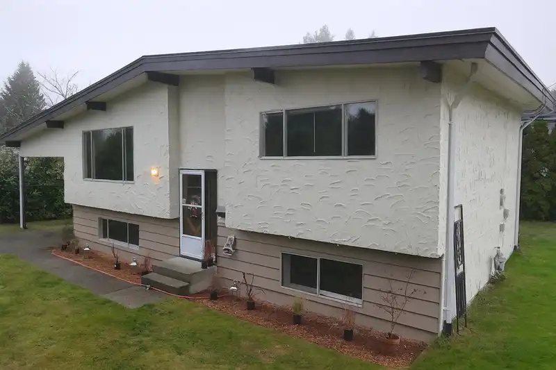 31949 SILVERDALE AVENUE - photo 2 of 40