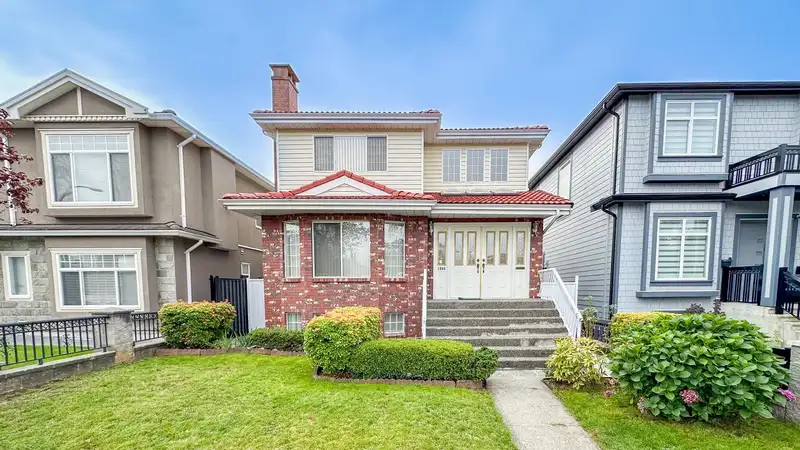 1060 E 50TH AVENUE - photo 1 of 35