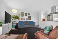 804 2041 BELLWOOD AVENUE - thumbnail 9