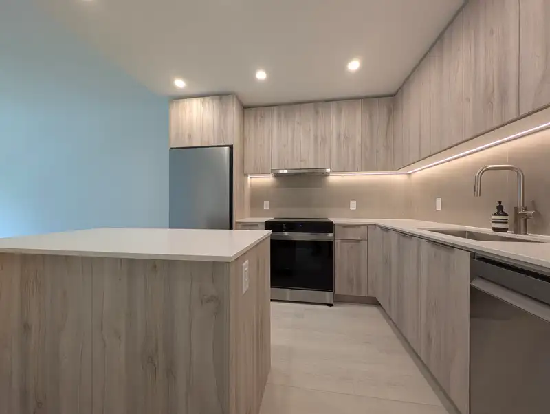 313 3594 MALSUM DRIVE - photo 2 of 26