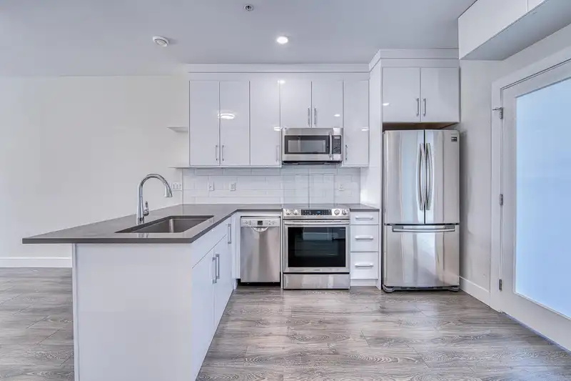 5063 EARLES STREET - photo 4 of 23