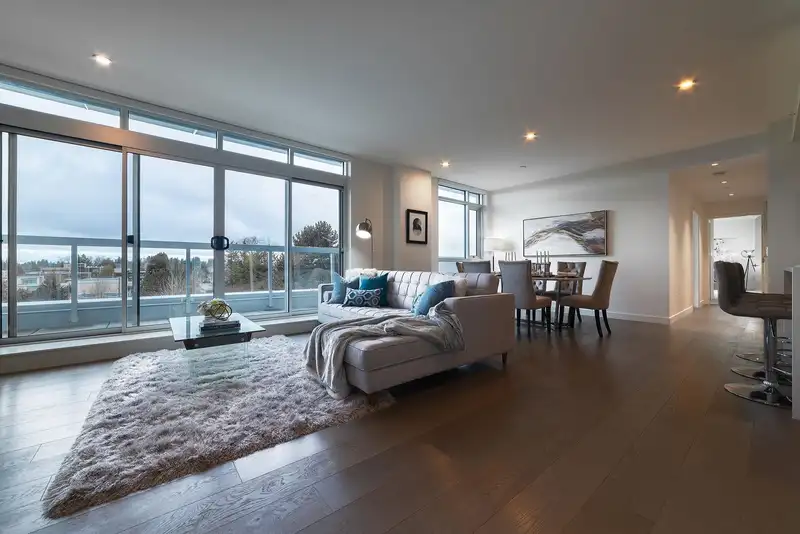 501 5189 CAMBIE STREET - photo 4 of 40