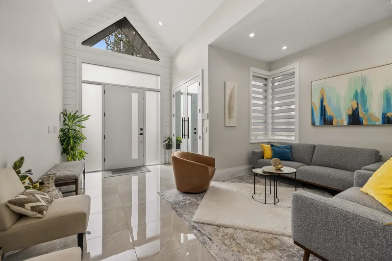 15689 106A AVENUE - photo 3 of 25