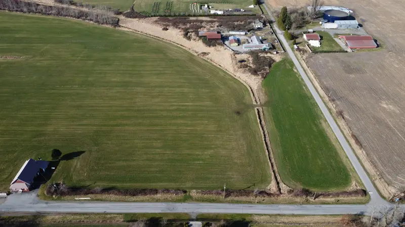 458 KENNEDY ROAD - photo 1 of 11