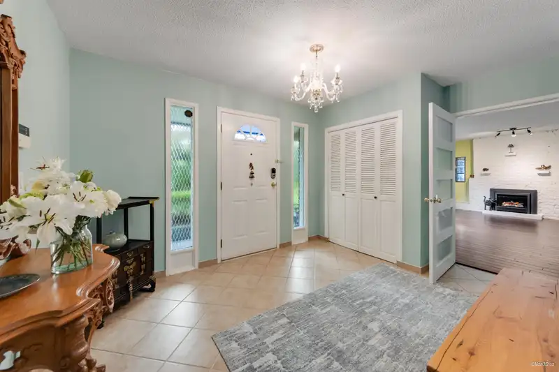 1715 BERKLEY ROAD - photo 3 of 40