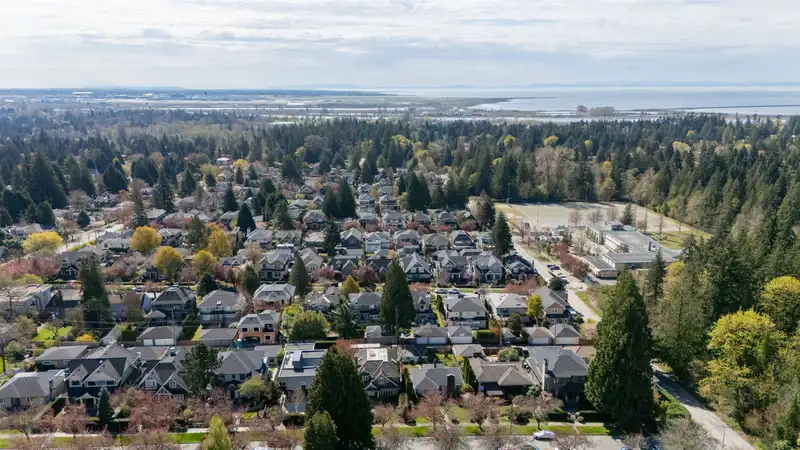 4080 W 35TH AVENUE - photo 4 of 24