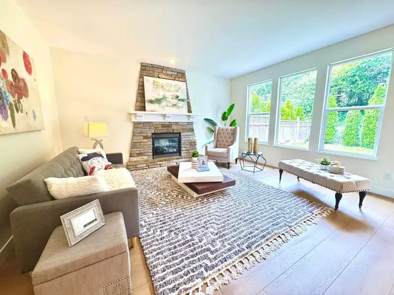 99 MAPLE DRIVE - photo 3 of 24