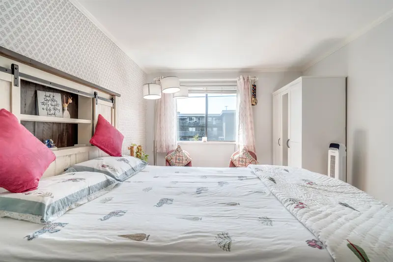 104 327 NINTH STREET - photo 4 of 25