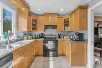 8333 167A STREET - thumbnail 11