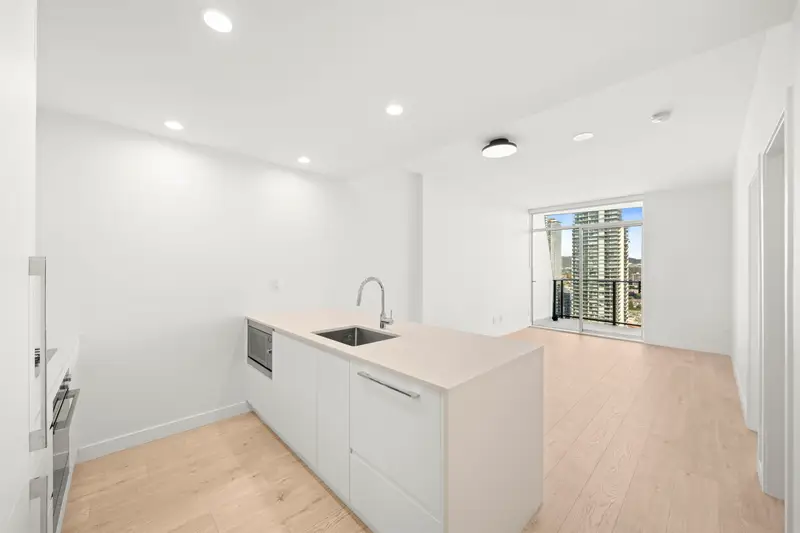 3108 2181 MADISON AVENUE - photo 3 of 25