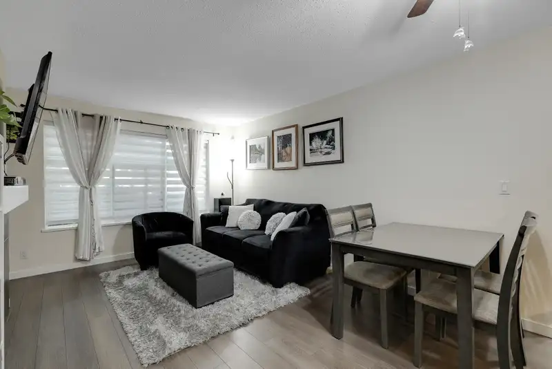 114 14885 105 AVENUE - photo 2 of 33