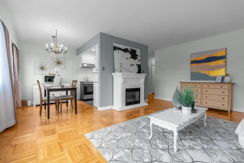 402 1750 ESQUIMALT AVENUE - photo 4 of 23