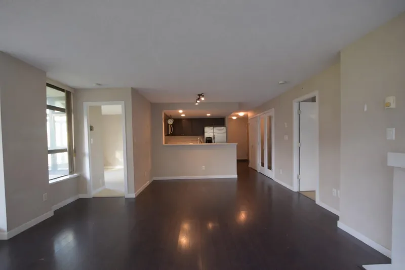 406 8160 LANSDOWNE ROAD - photo 4 of 25