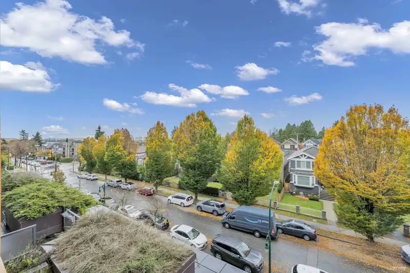 619 8488 CORNISH STREET - photo 1 of 34