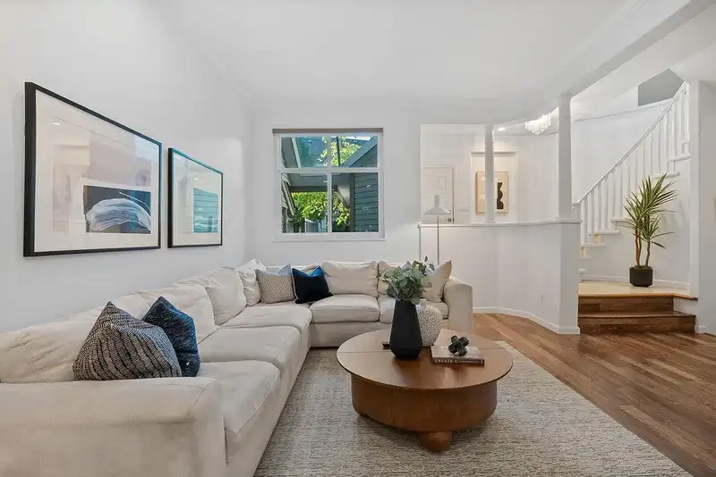 10 1 ASPENWOOD DRIVE - photo 1 of 40