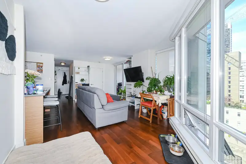 1107 565 SMITHE STREET - photo 3 of 40