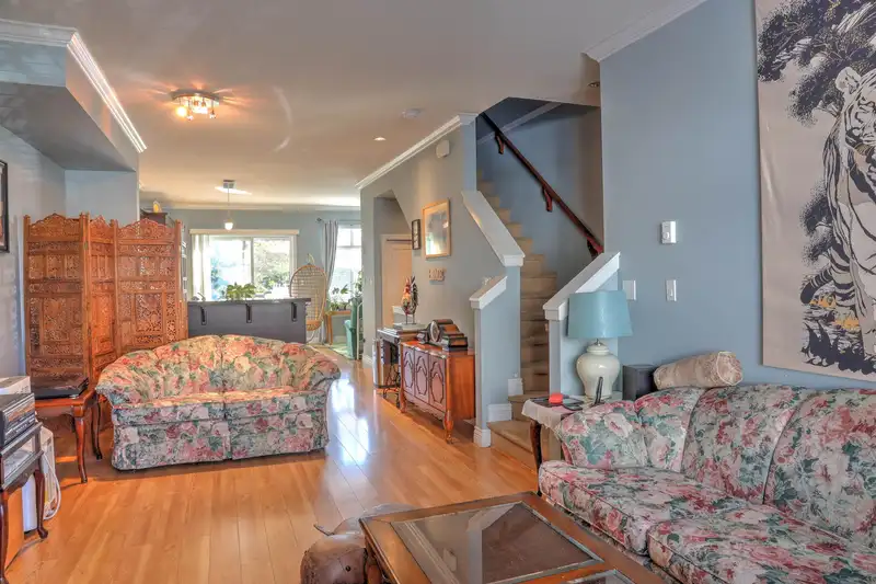 13 19330 69 AVENUE - photo 2 of 15