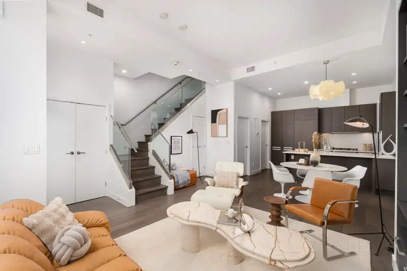 232 W 1ST AVENUE - photo 3 of 21
