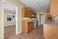 2249 SICAMOUS AVENUE - thumbnail 30