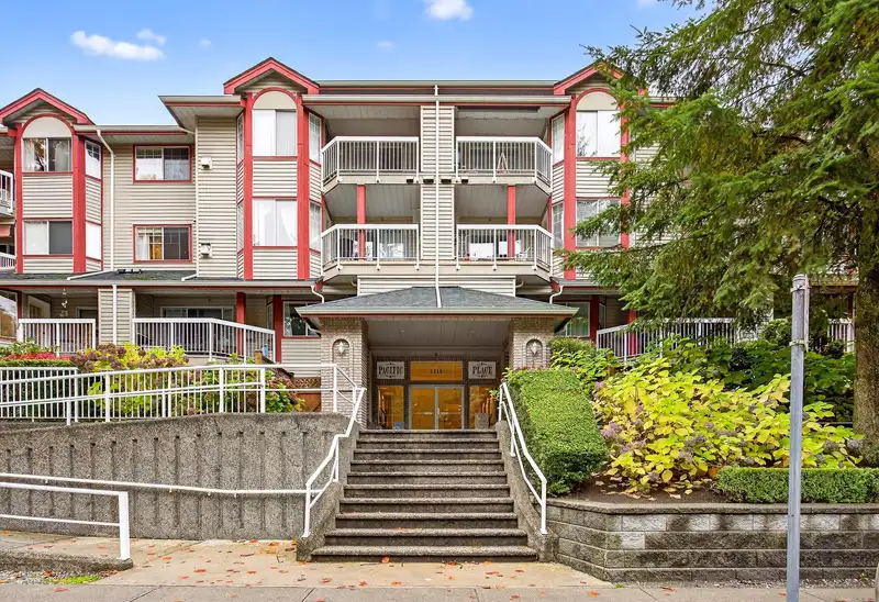 107 1215 PACIFIC STREET - photo 1 of 33