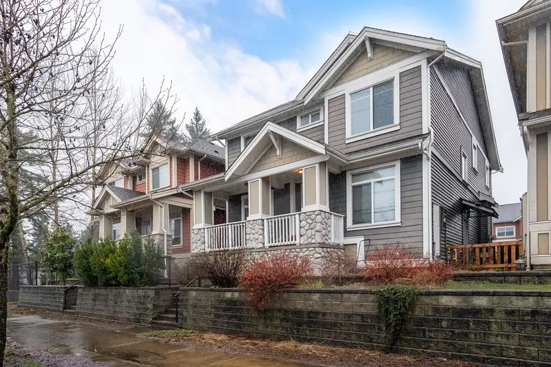 10138 240 STREET - photo 2 of 25