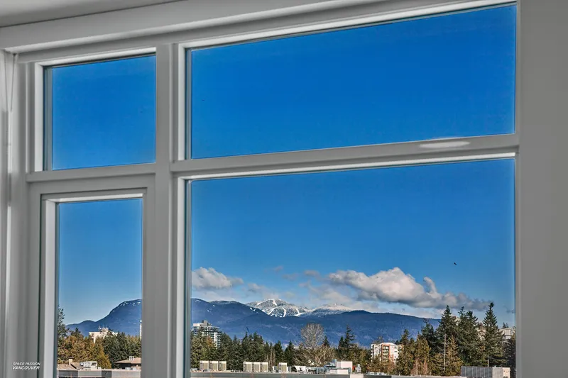 911 6138 BIRNEY AVENUE - photo 1 of 25